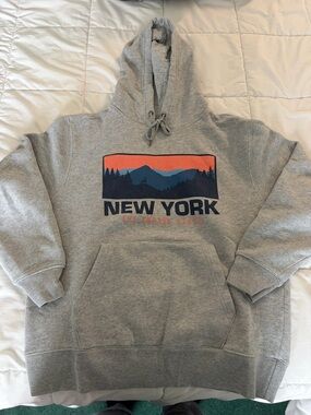 State of Mind Gray Hoodie with New York Sunset Graphic